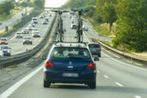 Nietypowe zdarzenie Rower spadł z dachu na trasie S7. Uszkodził 6 samochodów