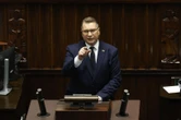 Afera w Szpitalu Południowym Kto korzystał z VIP roomu? Czarnek wymienia polityków KO