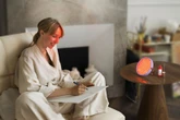 Strefa beauty UFO™ Advanced LED Lighthouse Panel – urządzenie beauty tech, na które czekała Twoja skóra (i Twój sen)