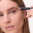 Strefa beauty Perfekcyjne brwi na lato: Makijaż, który przetrwa każdą przygodę!