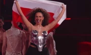 FINAŁ EUROWIZJI 2026 Alicja Szemplińska z polską flagą w wielkim finale. Tak wyglądała na scenie w Wiedniu