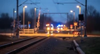 Tragedia w Wielkopolsce Zderzenie auta z drezyną na przejeździe! Koszmarna awaria przyczyną?