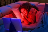 Strefa beauty Czy światło LED może pomóc z problemem bezsenności? Zadnaj o zdrowy sen z nowymi technologiam