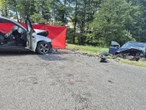 Dramat na drodze Tragiczny wypadek pod Iławą! Czołowe zderzenie, ofiara i ranni