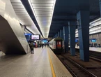 GIGANTYCZNE OBJAZDY Kolejowy armagedon w Warszawie. Dworzec Centralny nieczynny przez 8 dni!