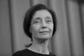 Wzruszająca historia Została matką mając 60 lat. Barbara Sienkiewicz osierociła 9-letnie dzieci. Co się z nimi dzieje?