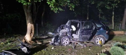 Wypadek 22-latka bez prawa roztrzaskała się na drzewie. Koszmarny widok