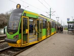 Szok! Bezczelny atak na motorniczą. Chciała uspokoić awanturę, sama została uderzona!