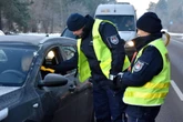Warto wiedzieć! Więcej kontroli policji we wrześniu. Patrole będą pojawiać się przy szkołach