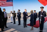 Ostro Afera o wizytę Nawrockiego u Trumpa. "Złamanie obyczajów". Andruszkiewicz uderza w Sikorskiego. "Co najmniej dziwne"