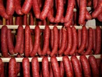 O co chodzi? Unia zakaże używania tych słów?! Wśród nich "kiełbasa"