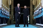 PILNE! Rozmowy pokojowe w Turcji. Zełenski grzmi: "Putin zlekceważył wszystkich". Pokoju ni…