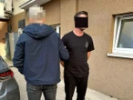 SZOK Policja odkryła arsenał narkotyków i broni w mieszkaniu 29-latka. Grozi mu 20 lat za kratami