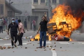Rząd podał się do dymisji Krwawe protesty przez cenzurę internetu w Nepalu! Nie żyje 30 osób