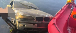 Znamy szczegóły! BMW na dnie jeziora! Tajemnica wyjaśniła się po czterech dniach. Policja: mogło dojść do tragedii