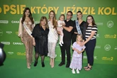 Kapitalne zdjęcia Niebywałe, kto pojawił się na premierze filmu "O psie, który jeździł koleją 2"! Urodomierz przekroczył skalę