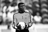 Nie żyje Peter Rufai. Książę, który odrzucił tron, by zostać legendą futbolu