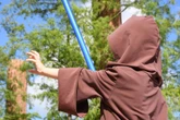 Kosmiczna przygoda W Toruniu pobiegną z mieczami świetlnymi