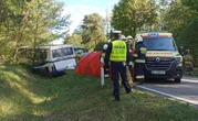 Tragiczny wypadek Tragiczny wypadek autobusu, którym jechały dzieci. Jedna osoba nie żyje