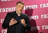 Nie gryzł się w język! Adrian Zandberg wzywa do dymisji minister zdrowia! Padły mocne słowa