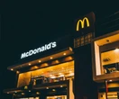 Szok! Ile zarabia się w McDonald’s? Wynagrodzenia robią wrażenie