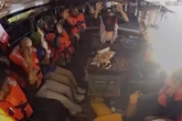 Co tam się wydarzyło?! Siły izraelskie przejęły statek z Gretą Thunberg i "celebrytami". Wieźli pomoc human…