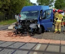 Półrogatki opuszczone! Kierowca busa wjechał prosto pod lokomotywę! Było tylko słychać huk. Fatalny wypadek…