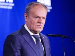 Poruszające wideo Tusk życzy spokojnych świąt i… pokazuje kurczaczka. „Będzie dobrze”