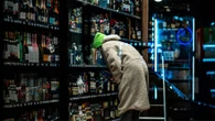 SPRAWDŹ Zakaz sprzedaży alkoholu nocą w Warszawie. Co trzeba wiedzieć? Najważniejsze informacje