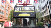 W sobotę na Wembley Tak się promuje walkę o wszystkie pasy! Usyk i Dubois wsiedli do autobusów i przejec…