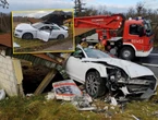 Kobietę zabrała karetka 33-latka w białym audi zniszczyła cały przystanek! Chciała ominąć psa? Wypadek pod P…