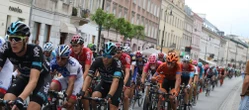 Kolarze opanują Warszawę! Tour Bitwa Warszawska 2025 - przygotuj się na utrudnienia w ruchu