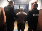 JAK TAK MÓGŁ?! 67-latek zabił psa siekierą. Emeryt nie reagował na krzyki i prośby właścicielki zwierzęcia