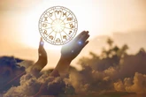 Astrologia To najszczęśliwszy dzień tygodnia dla każdego znaku zodiaku według AI. Przytrafią mu się rzeczy o jakich nie śnił. Znaki zodiaku według sztucznej inteligencji