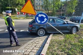 Jest nagranie! Szalony pościg za złodziejem audi. 18-latek wjechał w znak i wciąż próbował uciekać!