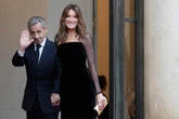 Były prezydent idzie do więzienia Carla Bruni zrobi to, gdy zamkną Sarkozy'ego! "Każdego dnia"