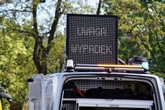 szokujące ustalenia Zwłoki mężczyzny na pasie zieleni przy drodze S5! Obok stało jego auto