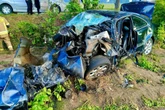 Straszny widok! Dwóch nastolatków zginęło! Ich mercedes zmasakrowany. Nocna tragedia na drodze [ZDJĘ…