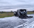Tragedia na drodze krajowej Mercedes płonął jak pochodnia. Dwie osoby nie żyją. Policja podała nowe ustalenia