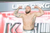 Gala w piątek 14 marca Zawalczy z Kołeckim tuż po wyjściu z więzienia. Tak trenował za kratami. Były mistrz…
