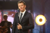 To dużo czy mało? Rafał Brzozowski śpiewa na weselach. Tyle kosztuje jego występ!