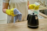 Kuchnia Odkamieniam czajnik w 5 minut bez smrodu octu i chemii. Babciny sposób na odkamienianie czajnika