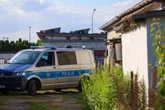 Szok! Ciała małżeństwa na posesji. Sąsiedzi: „Były tu awantury”