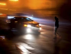 Tragiczny wypadek Dramat na śliskiej drodze. Citroen roztrzaskał się na drzewie! Kierowca i pasażer ni…