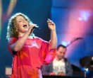 "Po prostu się wycofałam" Po sukcesie "Idola" zniknęła ze sceny! Po ponad 20 latach wraca i jest nie do poznania