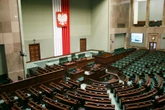 Złe wieści dla premiera Kryzys zaufania dla rządu Tuska i "czarne scenariusze". Polacy chcą nowego rozkładu …