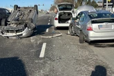 Wypadek! Totalna demolka. Trzy samochody rozbite, jeden dachował