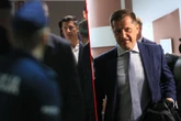Robert Lewandowski kontra Cezary Kucharski Lewandowski spędził aż siedem godzin w warszawskim sądzie. Zeznania gwiazdora został…