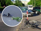 Z nóg rowerzystki spadły czarne baleriny. Koszmar na drodze. "Kierowcy to święte k...