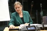 "Zmuszona nienawiścią" Krystyna Pawłowicz przerwała milczenie ws. odejścia z TK i podała powód. Ciężko uwie…